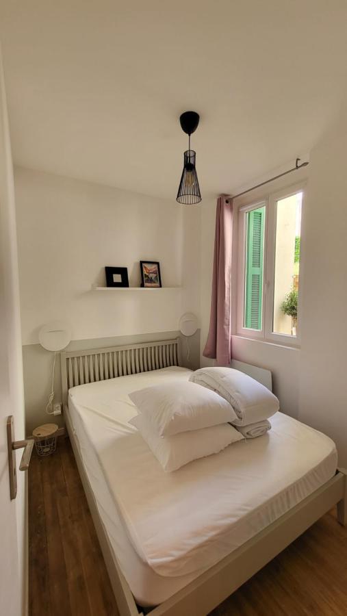 Escapade A Lourdes Dans Beau T2 Avec Terrasse - Proche Gare Et Centre Ville 외부 사진