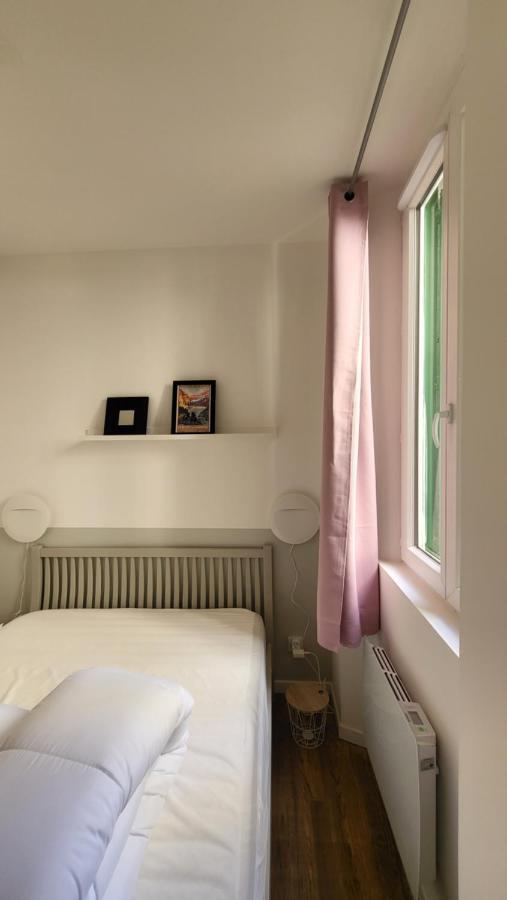 Escapade A Lourdes Dans Beau T2 Avec Terrasse - Proche Gare Et Centre Ville 외부 사진